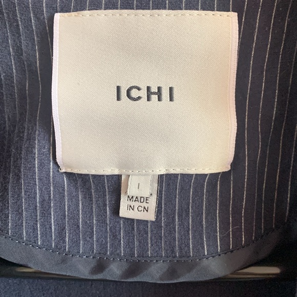 Pinstripe blazer - Picture 3 of 4